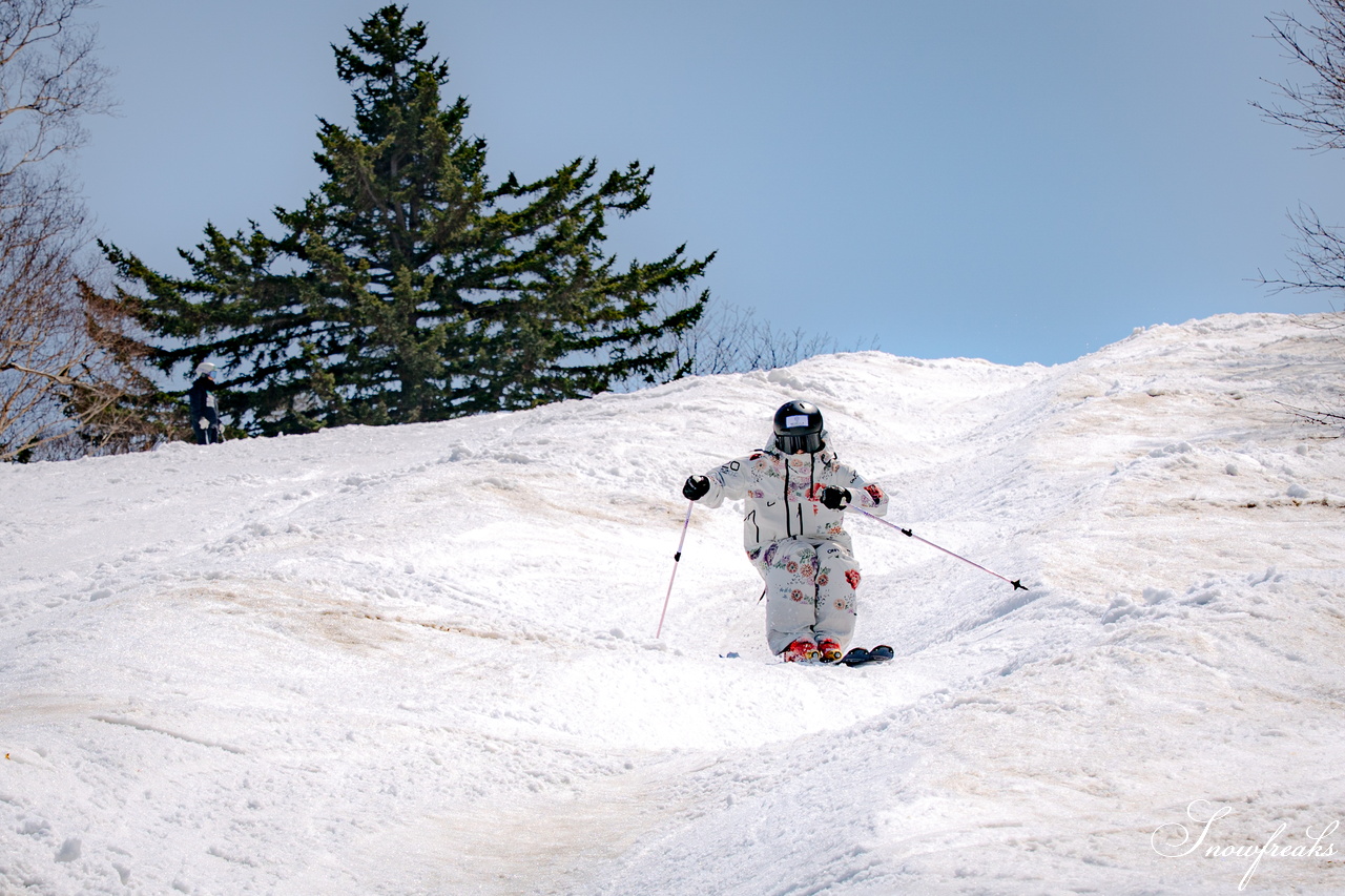 キロロリゾート｜ポカポカ陽気で絶好の春スキー日和♪こんな日は、みんなで思いっきり春雪を満喫しましょう！